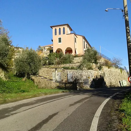 Ferienhaus La Torretta Rosa *